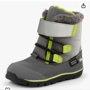 See Kai Run Gilman winter boot ❄️